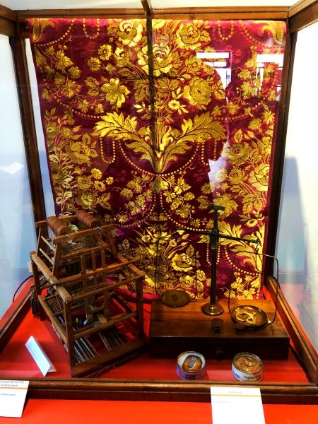 Maison des Canuts silk croix rousse lyon