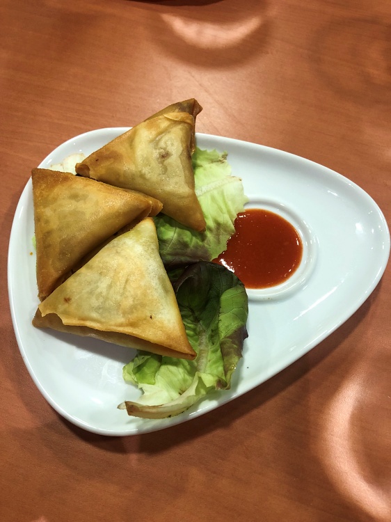 vegan lentil and vegetable samoussas asmara lyon