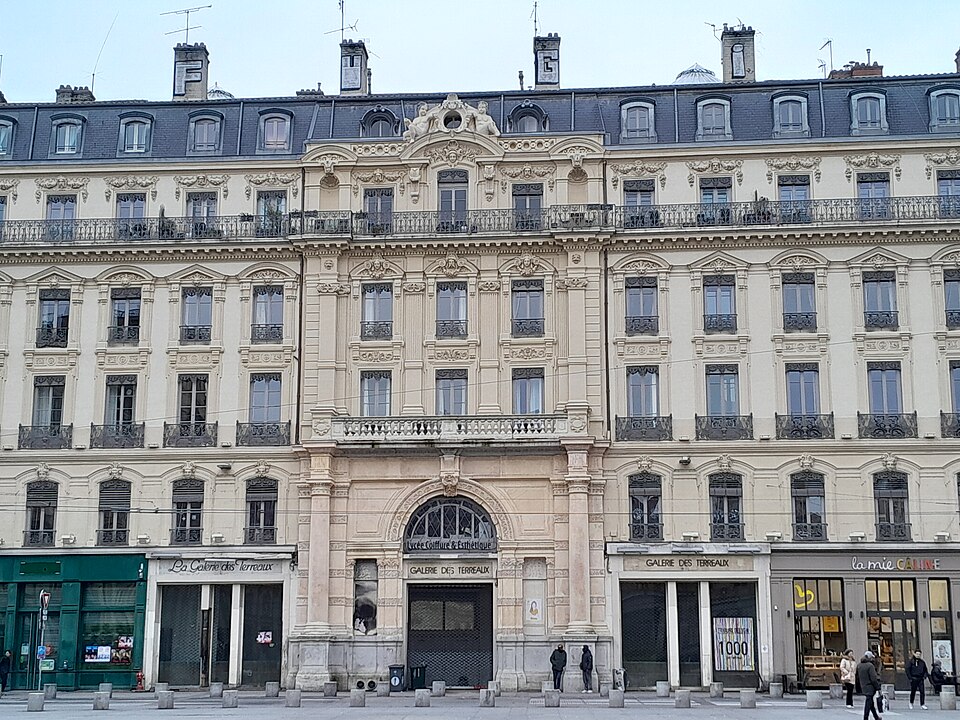 lyon galerie de terreaux presquíl