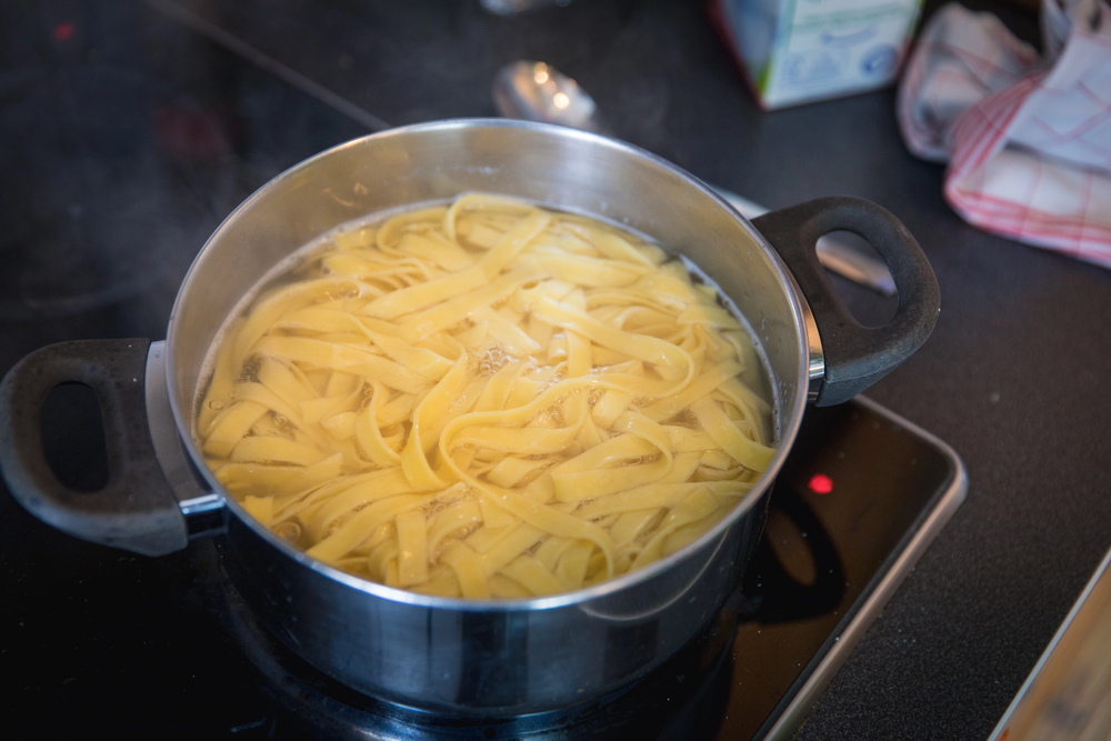 cooking pasta induction stove kitchenette