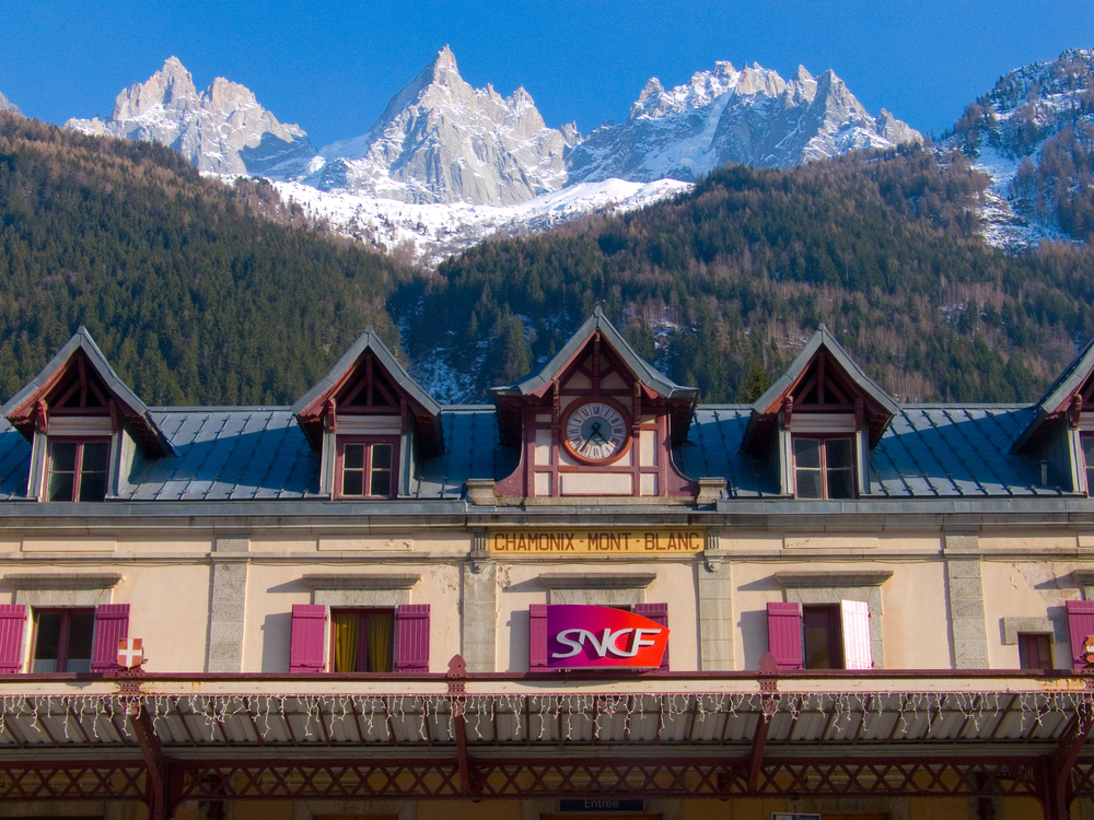 chamonix mont blanc train station